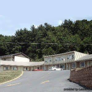 Pottsville Motor Inn Exterior photo